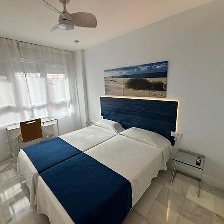 Apartamentos Turisticos Imar Cadiz Bagian luar foto