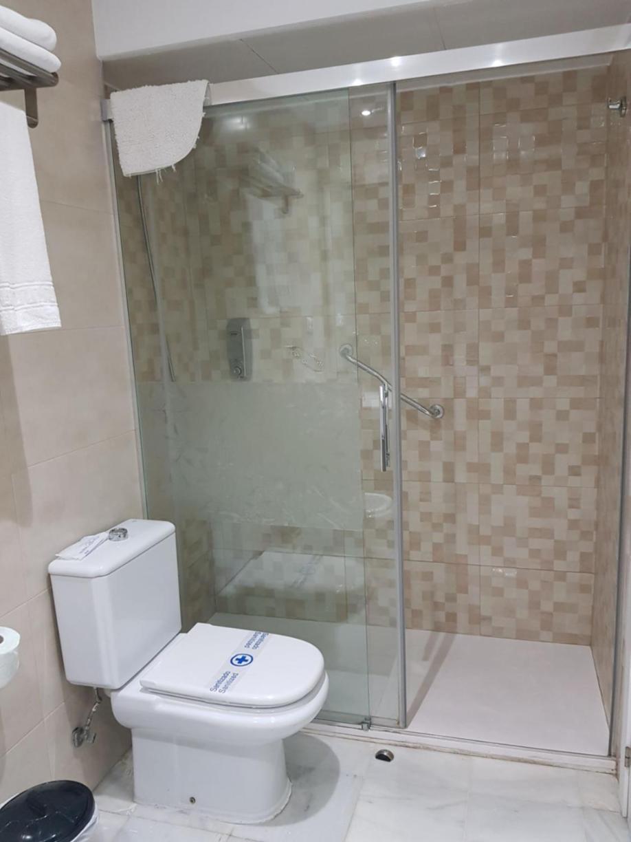Apartamentos Turisticos Imar Cadiz Bagian luar foto