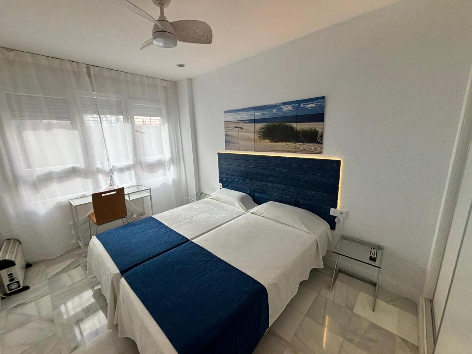 Apartamentos Turisticos Imar Cadiz Bagian luar foto